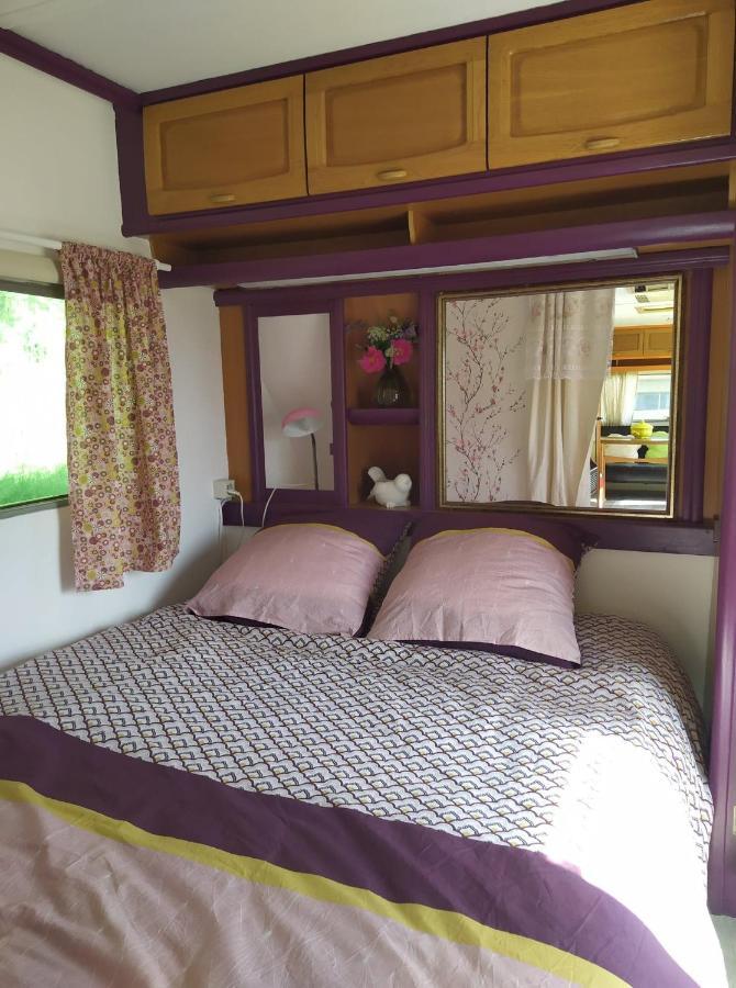 Cararetro , Caravane Chauffee Et Climatisee Campingplatz Saint-Sylvain-Bellegarde